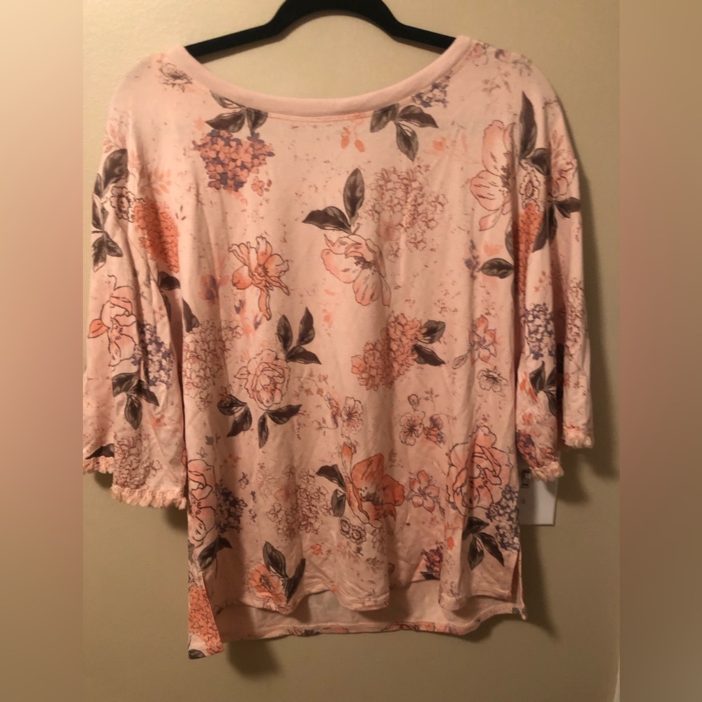 Democracy Floral Fringe Sleeve Top